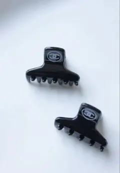CHANEL ノベルティ ヘアクリップ 2個セット