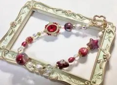 ハンドメイド　ビーズレジン　キーホルダー　スマホストラップ　赤　ホワイト　パール