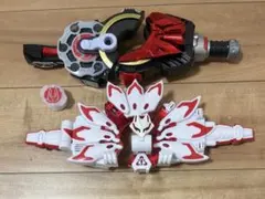 仮面ライダーギーツ　DXレイズバックルシリーズ　セット