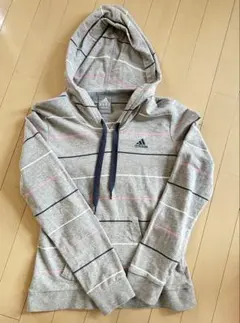 adidas フード付き 薄手トレーナー グレー Mサイズ
