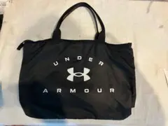 UNDER ARMOUR ブラックトートバッグ