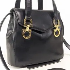 サルヴァトーレフェラガモ　ショルダーバッグ　2way　ハンドバッグ　ガンチーニ