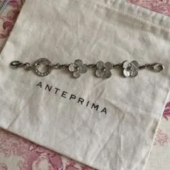 (最終値下げ)ANTEPRIMA 花モチーフ バッグチャーム