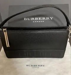 BURBERRY LONDON ハンドバッグ ブラック　クラッチバックのサムネイル