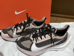 NIKE WMNS ZOOM GRAVITY 23.5