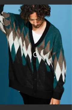 AMGENEHM ダイヤモンドパターン ニットカーディガン　Mサイズ