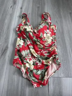 水着　ワンピース　フラワープリント 花柄　赤