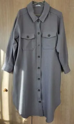 シャツワンピース