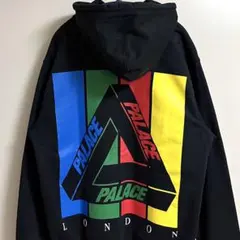 ☆超人気！パレススケートポード PALACE トライアングルロゴ　パーカー☆のサムネイル
