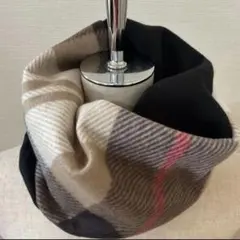 お得❤️チェック❤️ミルクティー　ベージュ　黒　フリース　スヌード　マフラー　防寒