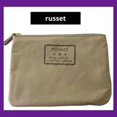 新品♡russet ポーチ ベージュ ジッパーポーチのサムネイル