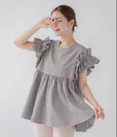 フィットモア　fitmore 袖フリルギンガムチェックブラウス　水色のサムネイル