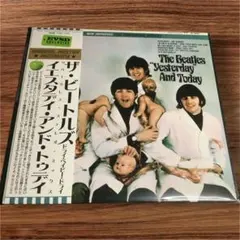 ♡THE BEATLES YESTERDAY AND TODAY Jacket1