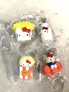 【値下げ】ハローキティ アメリカンデザイン　めじるしチャーム4点