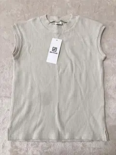 デビロック　フレンチスリーブカットソー　新品のサムネイル
