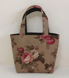 〈トートバッグ〉ハンドメイド　ＹＵＷＡ花柄
