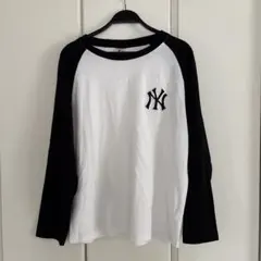 MLB New York Yankees ラグラン長袖Tシャツ Lサイズのサムネイル