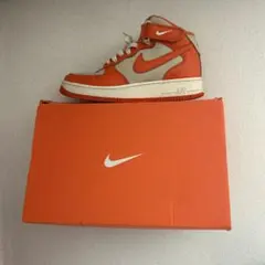 マ*ー様 Nike スニーカー US 9.5 オレンジ/グレー