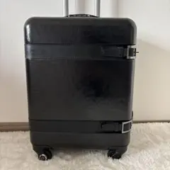 プロテカ ジーニオ センチュリーZ ブラックエディション 35L スーツケースのサムネイル