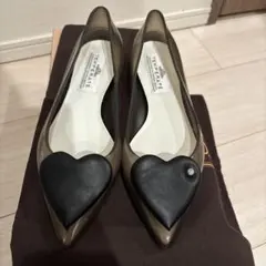 TEMPERATE 透明ハート装飾フラットシューズ