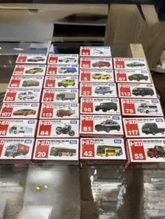 トミカ　まとめ売り　16台+1台 トミカ まとめ売り 16台セット オマケ付き - メルカリ