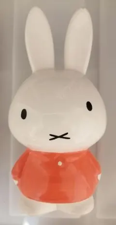 ミッフィー メラニー 陶器製 貯金箱 - メルカリ