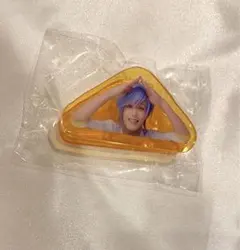 エーステ　三角　アクリルクリップ