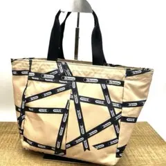 LeSportsac スモールエブリガール　ロゴプリント トートバッグ