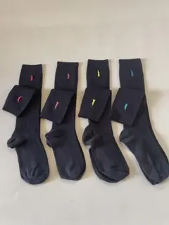 EAST BOYの濃紺の刺繍ロゴソックス4足セット