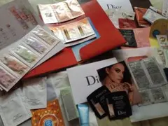 新品／高級デパコスまとめうり☆サンプル☆旅行用に／お試しに／化粧品