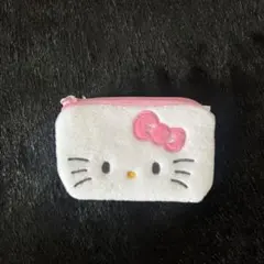 韓国ダイソーハローキティポーチ