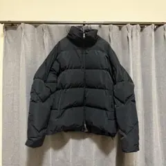 黒 ダウンジャケット ボリュームハイネック