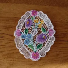 ハンガリー　カロチャ刺繍　ドイリー