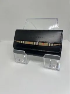 【極美品】BURBERRY バーバリー 3連キーケース レザー ノバチェック 黒