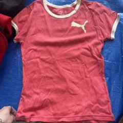PUMA 赤 半袖Tシャツ