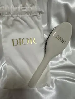 Dior ボリュームアップブラシ 専用ポーチ付き