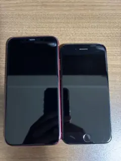 iPhone 11 (赤) と iPhone 7 (黒) ジャンク品セット