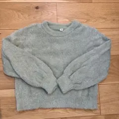 ミントグリーン トップス