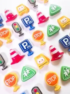 （162）デコパーツ☆工事パーツ１個２５円