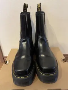 Dr. Martens ブラックプラットフォームブーツ