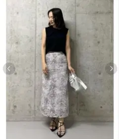 MilaOwenミラオーウェンシアーモチーフファブリックストレートスカート