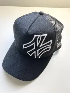 NEW ERA トラッカーキャップ ブラック