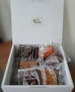 送料込！ショコラティエマサールギフトのサムネイル
