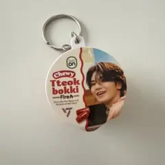 SEVENTEEN トッポギ キーホルダー ジュン - メルカリ