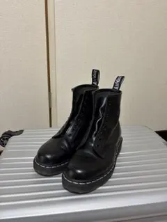 Dr.Martens 1460 ホワイトステッチ 8ホール