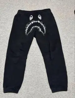 a bathing ape シャーク スウェット