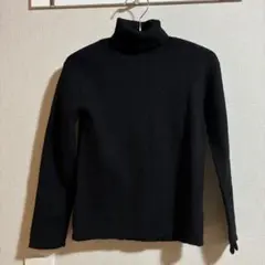 COMME CA ISM ブラックタートルネックセーター 130A