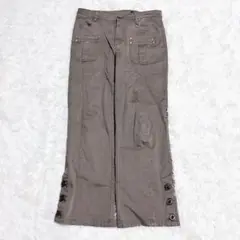 カセカ デニム風パンツ カーキ ストレッチ入り 裾ボタン (40) カジュアル