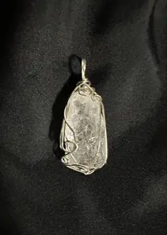 水晶ペンダントトップ