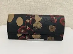 コーチ　coach 長財布　花柄デザイン